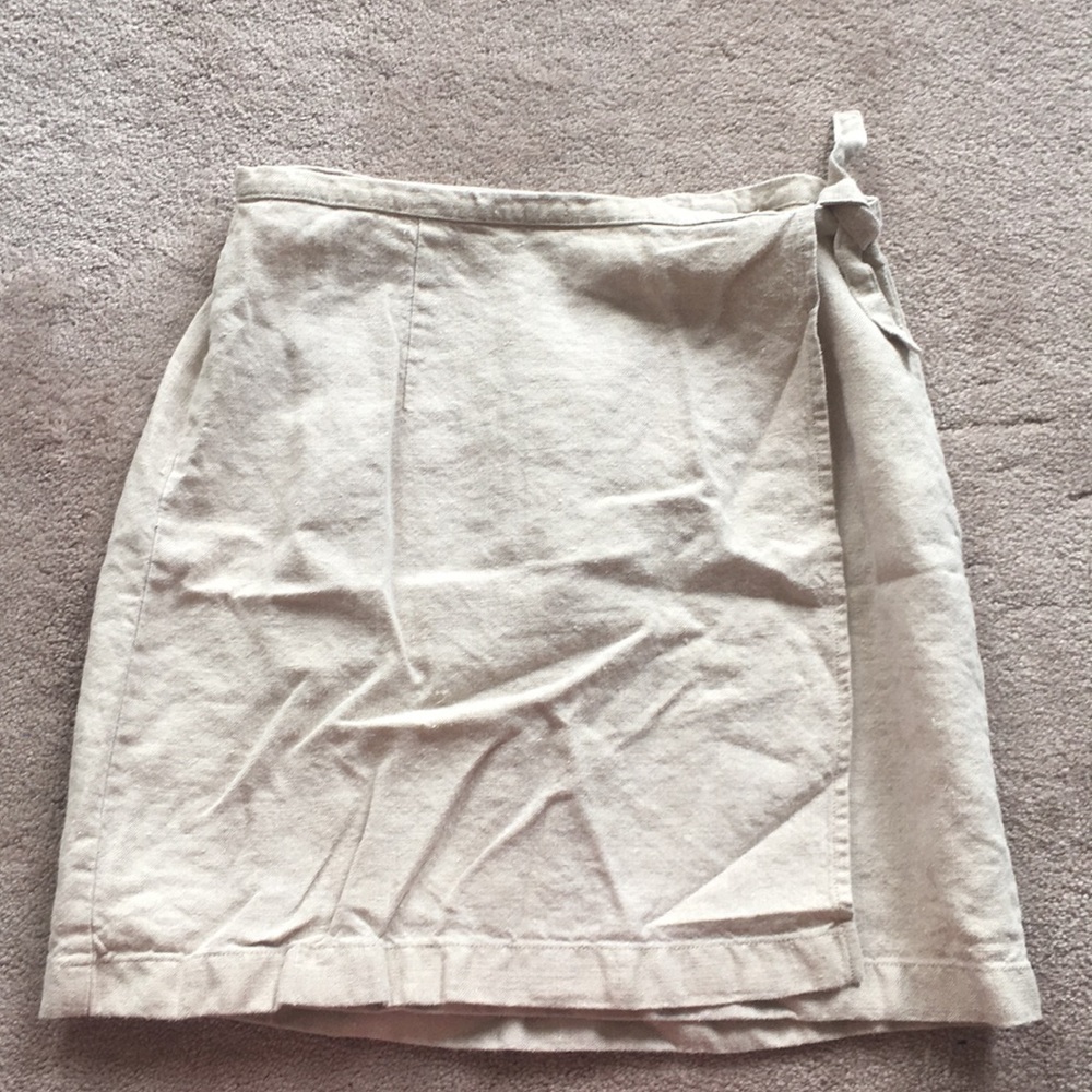 Ann Taylor Petites 100% Linen Wrap Skirt Size 4P
